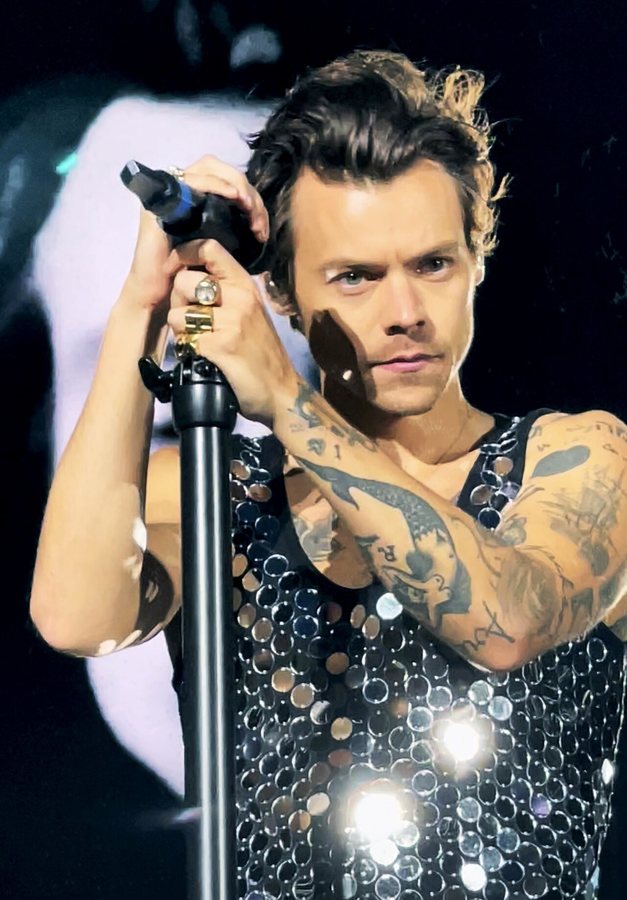 Styles występujący na stadionie Wembley w 2022 roku