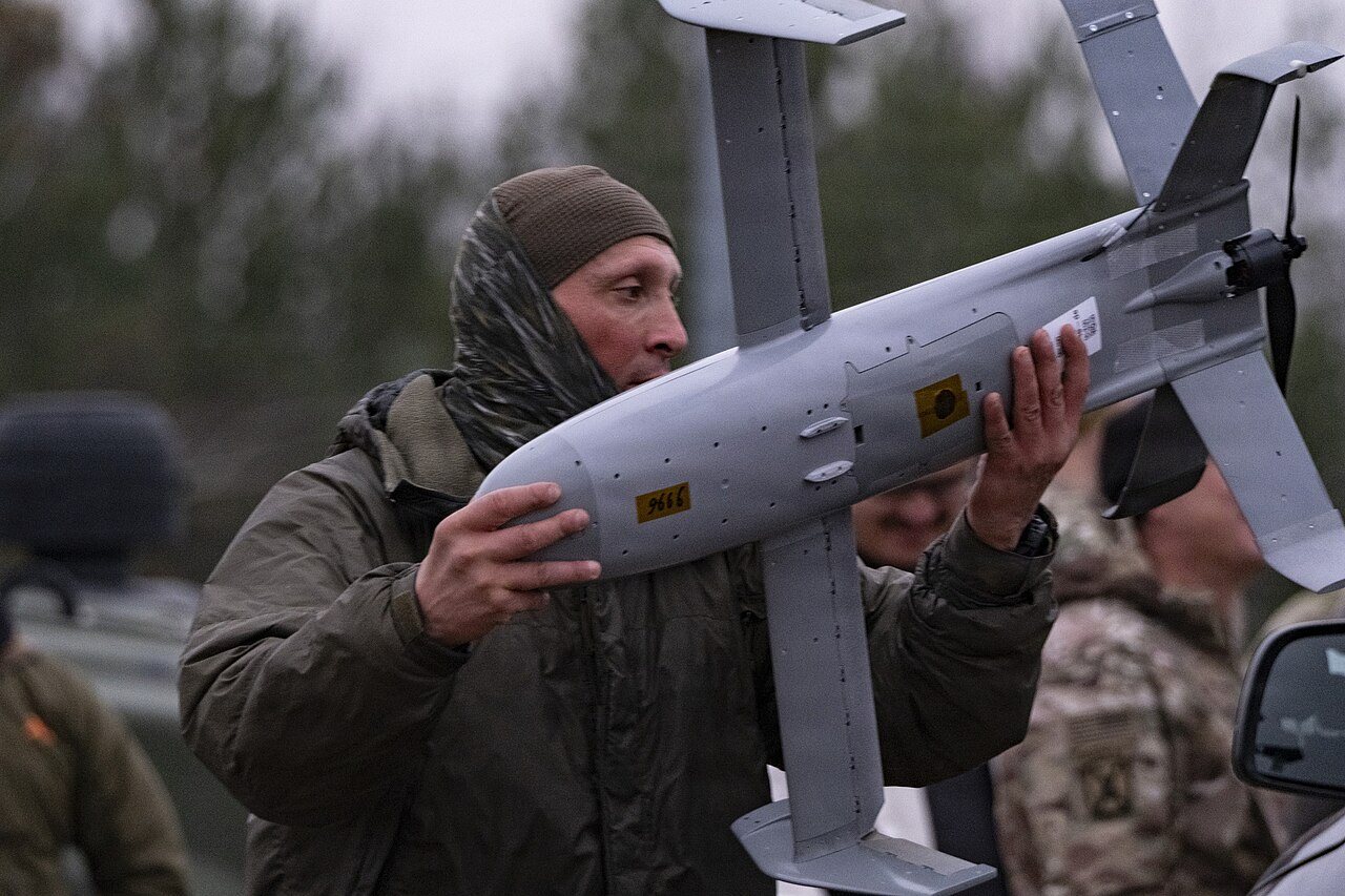 Дрон із вибухівкою біля українського літака в Німеччині, ймовірно, пов'язаний із російською розвідкою
