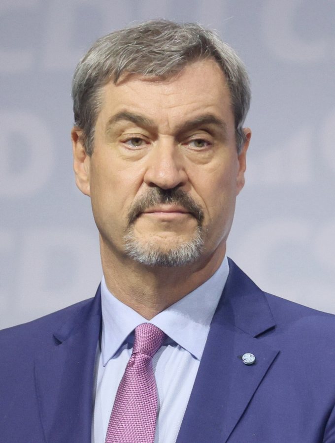 Прем'єр Баварії Зедер закликає позбавити українців соцвиплат