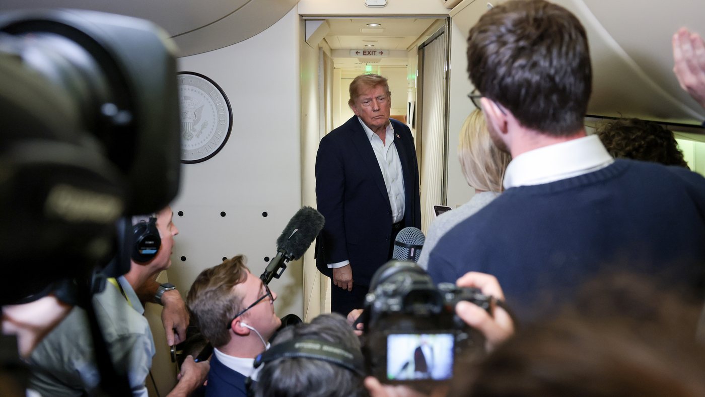 White House Blocks CNN From Covering Trump On Air Force One As TV Pool Network