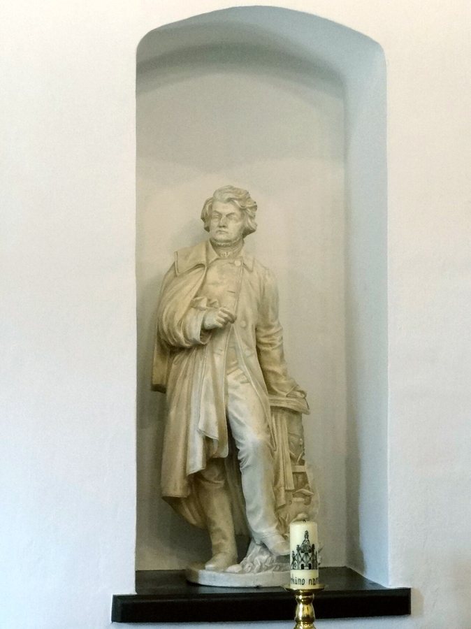 Scultura di Mickiewicz nel museo della Casa di Perkūnas a Kaunas, foto di Ivonna Nowicka