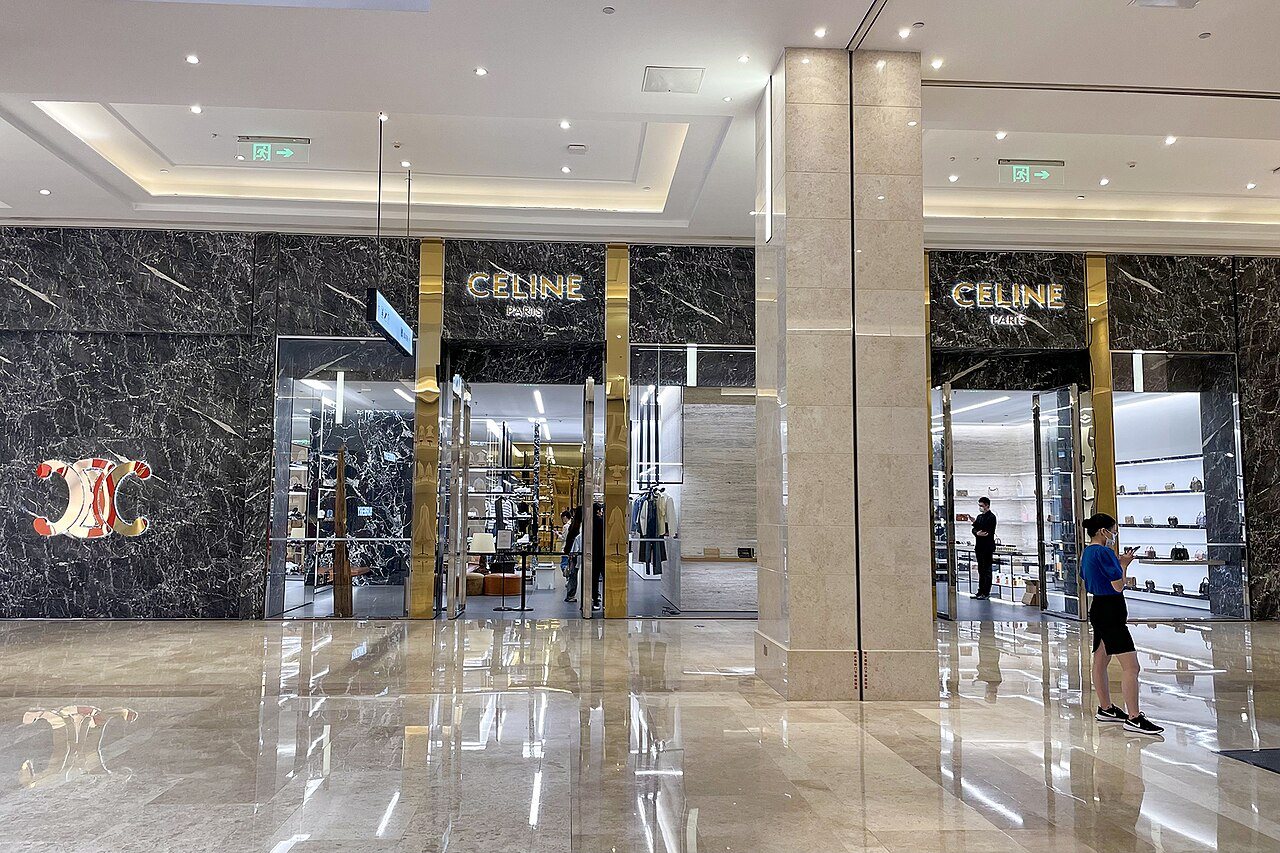 Paris Review: Celine, Dries Van Noten, Comme des Garçons