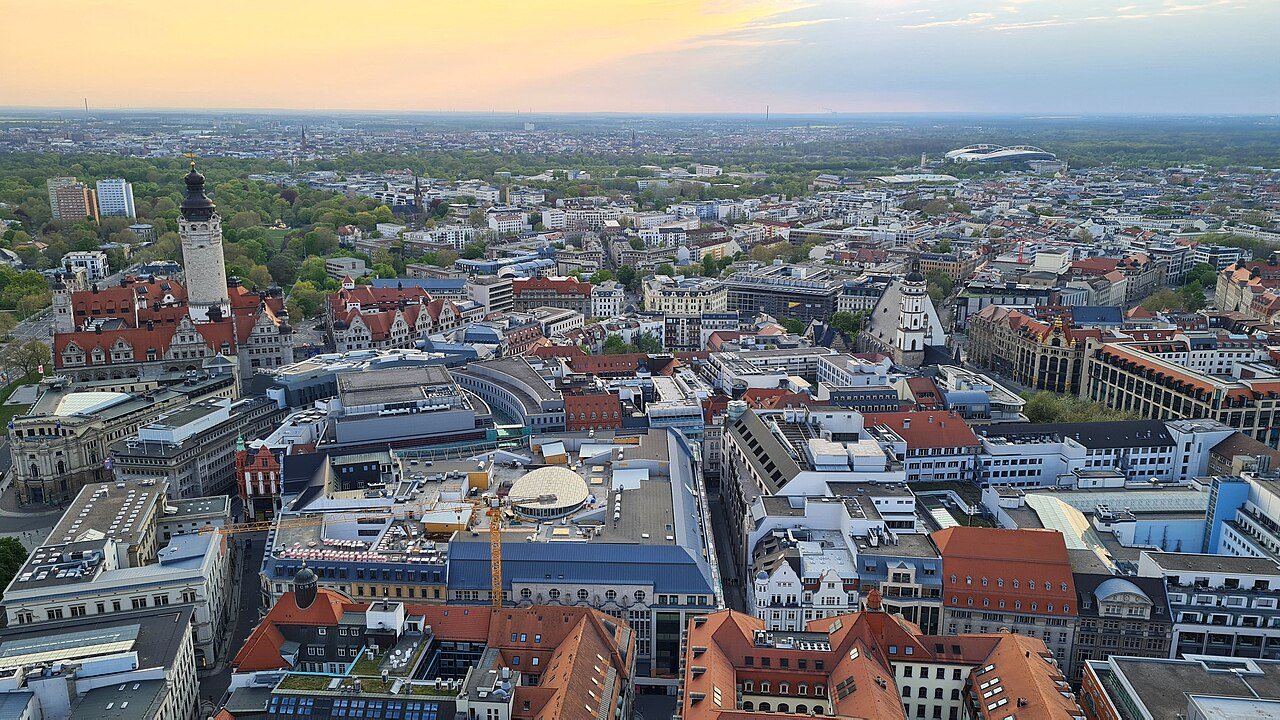 Attacco con droni a Lipsia, identificati due sospetti legati a Mosca | Uno era in Germania con visto turistico italiano