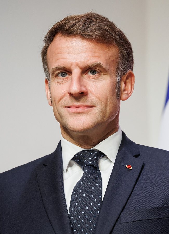 Espace : Emmanuel Macron plaide pour une gouvernance partagée et une Europe « puissante »