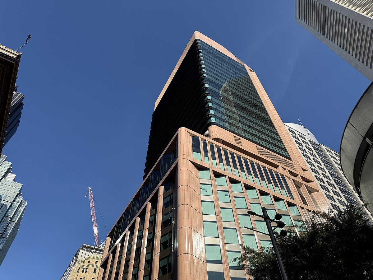Major Australian private lender suspends three ASX funds, cuts asset values after audit