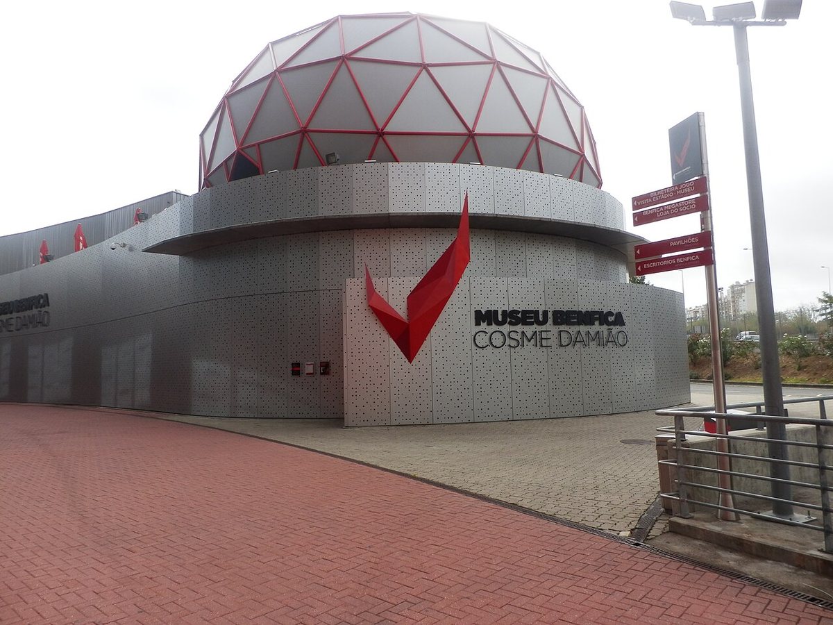 L'ingresso del Museu Benfica