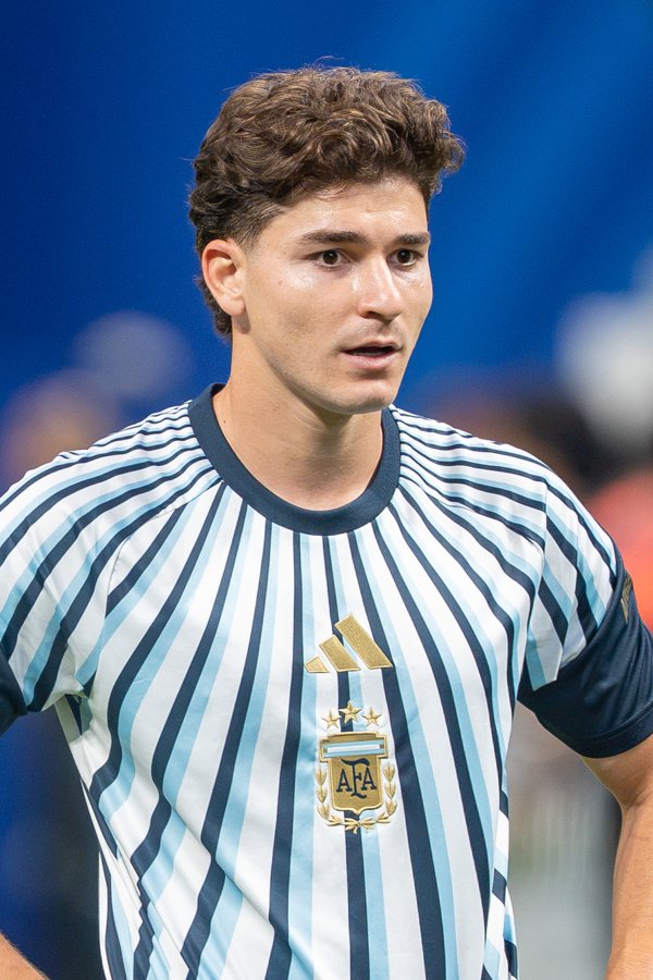 Espagne - Argentine : 1,5 million de dollars sur une victoire de l'Albiceleste, pourquoi le gros pari du célèbre rappeur Drake ne rassure pas les fans argentins ?