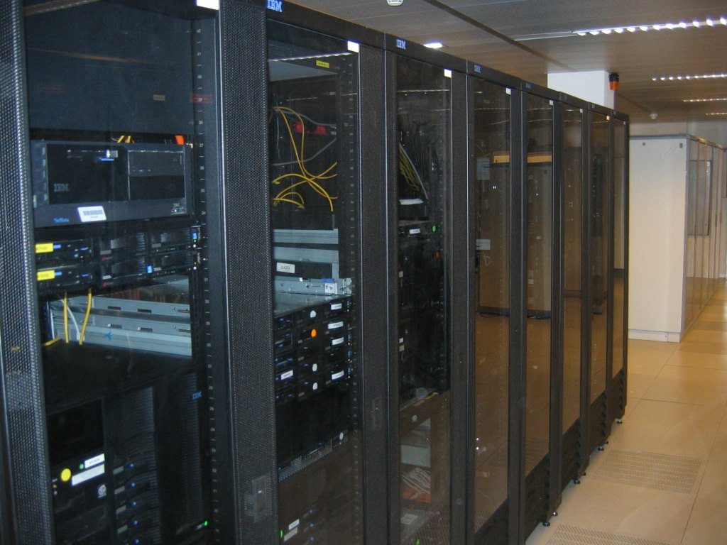 Когда изъятие серверов остановило сервис — реакция IT-сообщества
