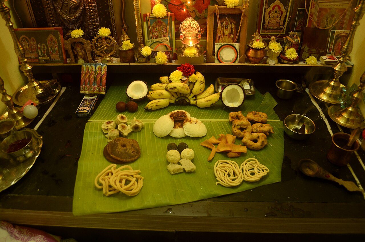 Ofiary dla bóstwa podczas Diwali w Tamil Nadu