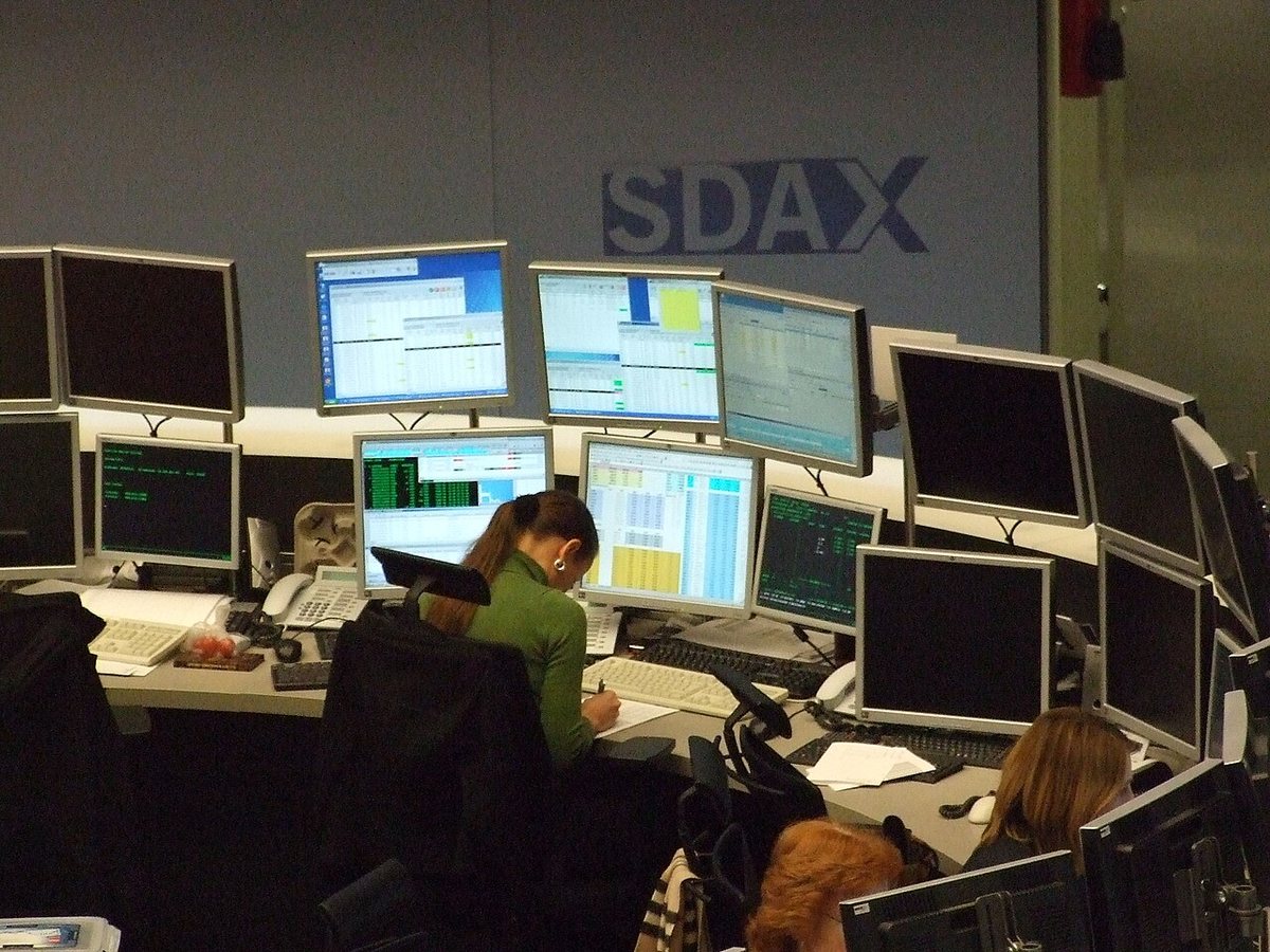 The Bond Market Will Keep Driving Stocks—At Least Until Earnings Season
