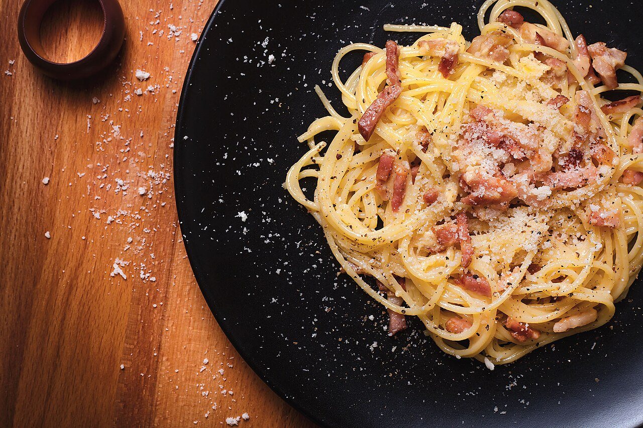 Creamy tuna & sweetcorn pasta sauce