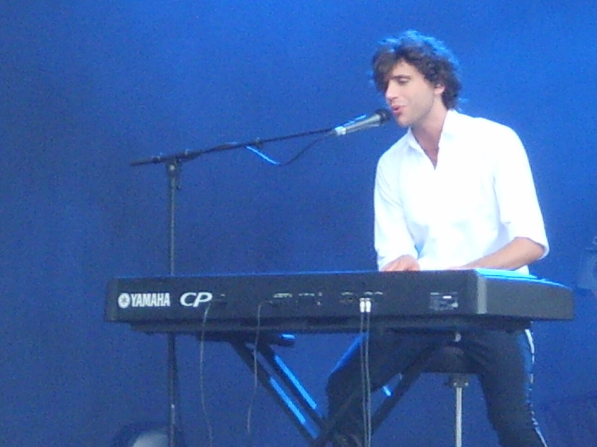 Mika na festivalu V Festival v roce 2007