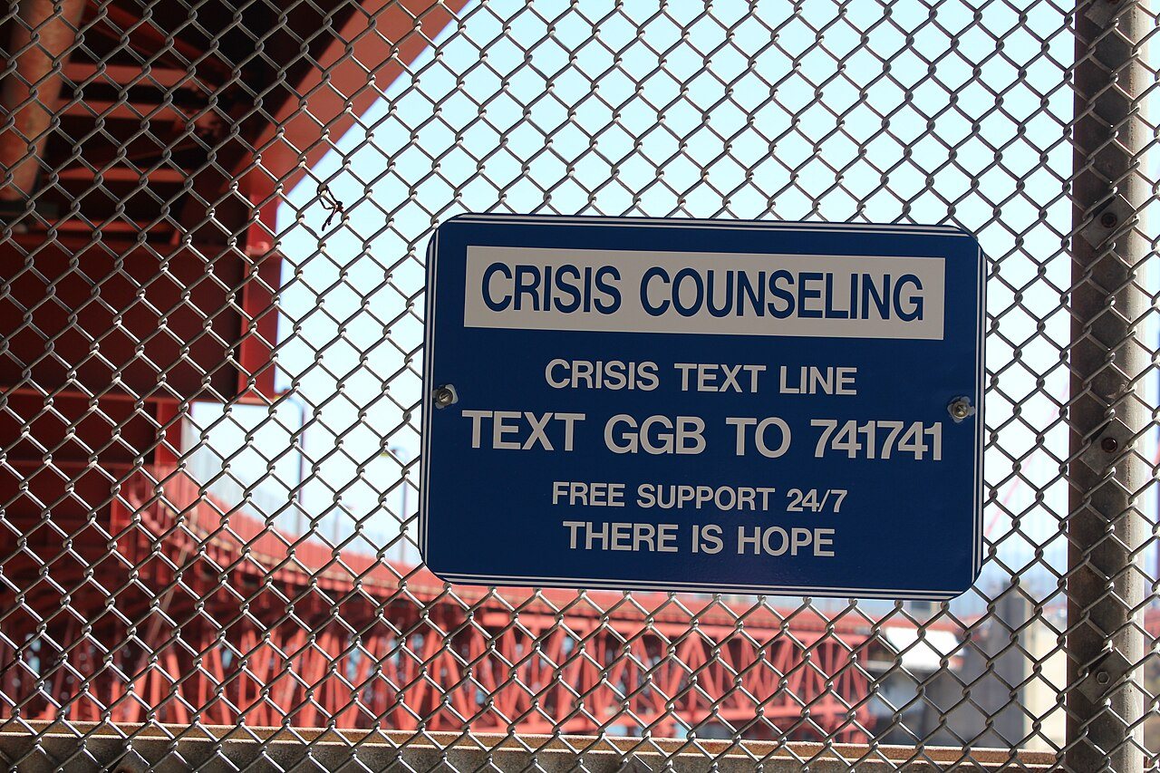 Crisis counseling at the Golden Gate Bridge