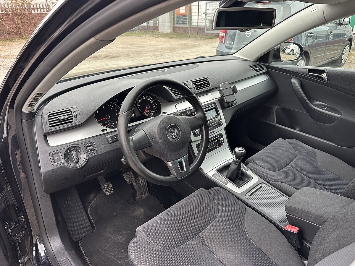 Volkswagen Passat Variant B6 2010, Innenraum Frontansicht von der Fahrerseite