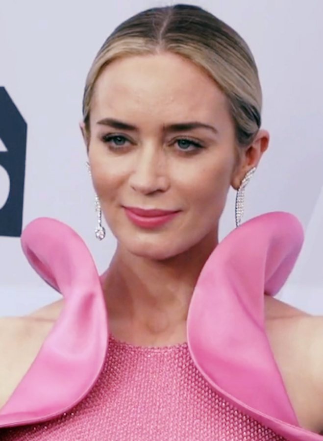 A atuação de Emily Blunt recebeu elogios, e muitos críticos a consideraram a melhor de sua carreira.