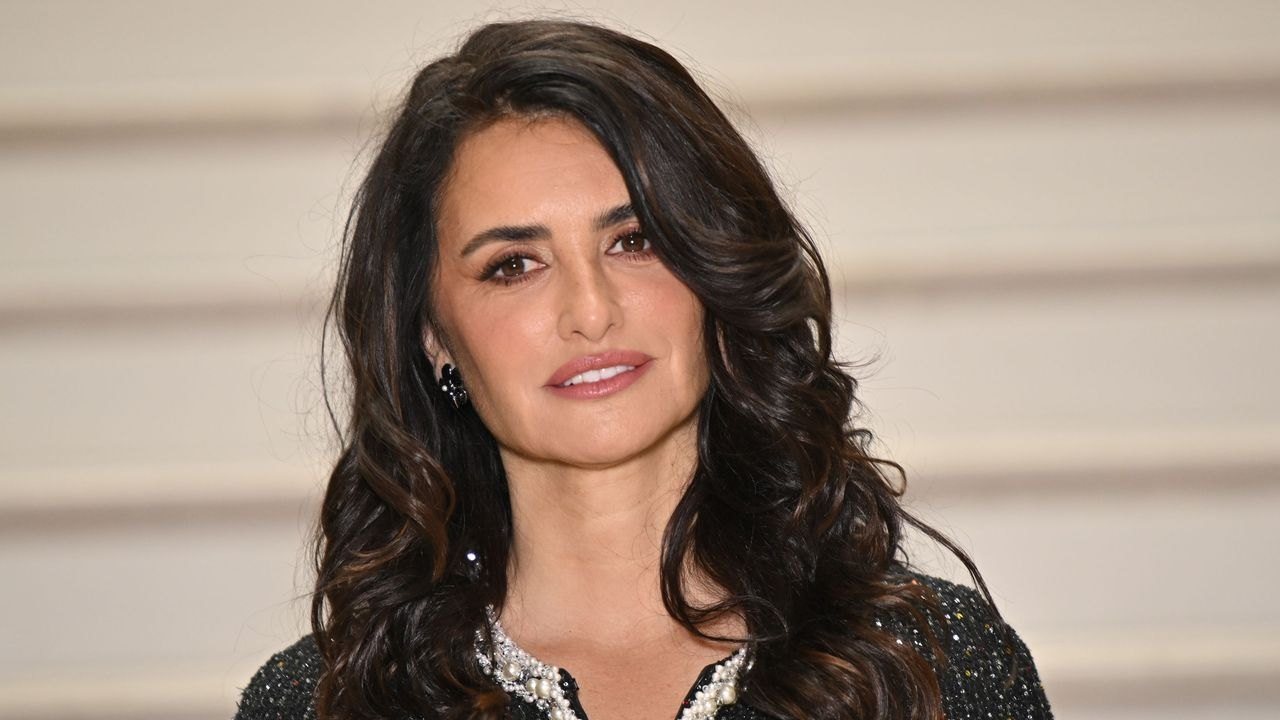 Penelope Cruz's 2000s Mediterranean-Style Planting in Los Angeles is a Masterclass in Drought-Tolerant Elegance