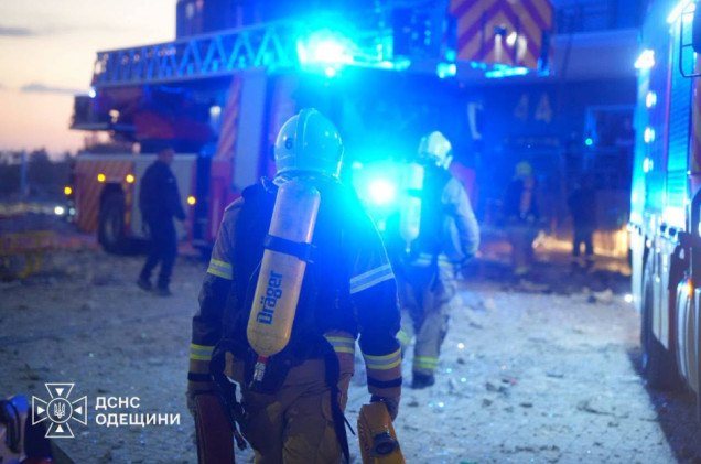 Zełenski: Rosjanie uderzyli w fabrykę polskiej firmy