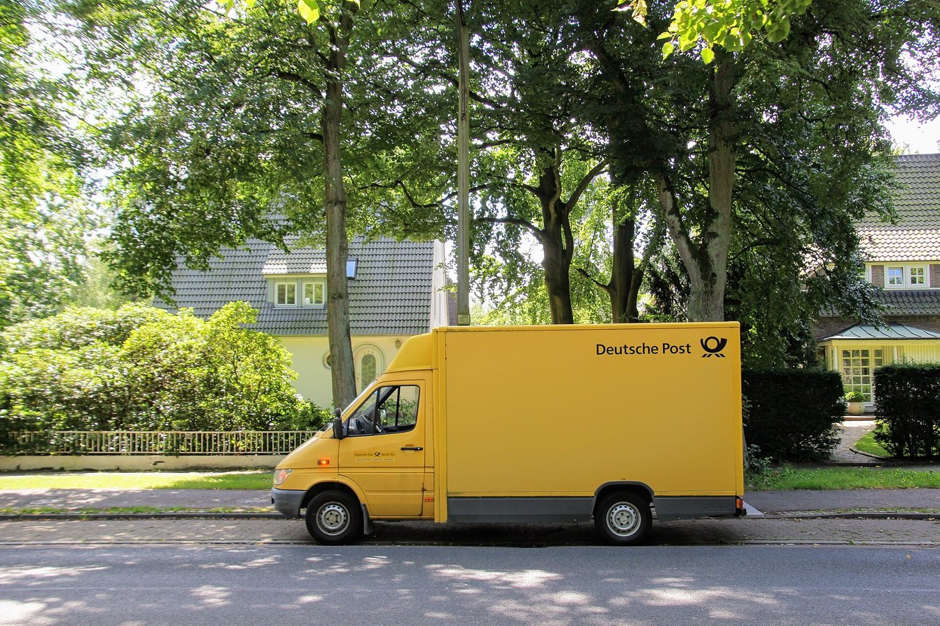 Deutsche Post отримає право підвищити ціни на листи та посилки з 2027 року