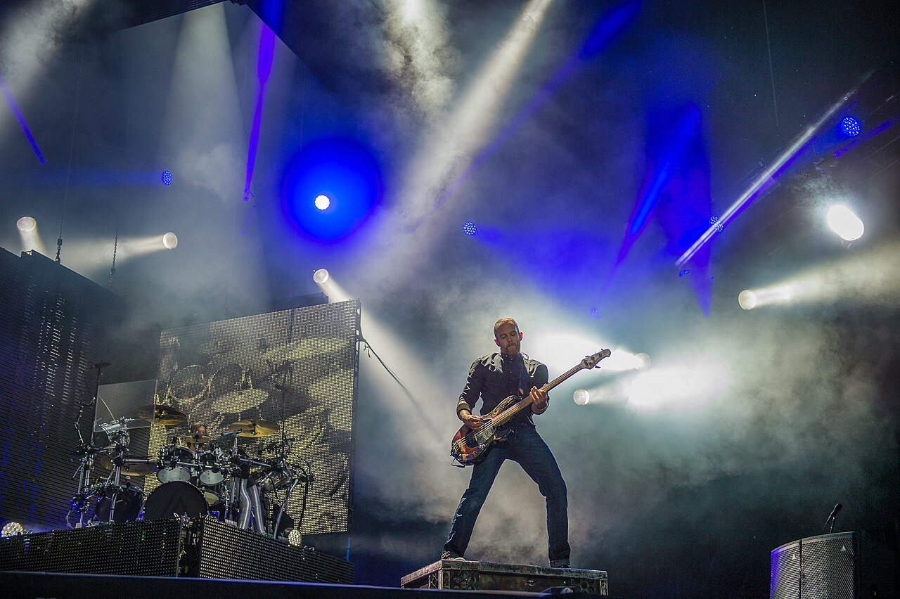 Дейв Фаррелл виступає з Linkin Park на фестивалі Rock im Park у 2014 році