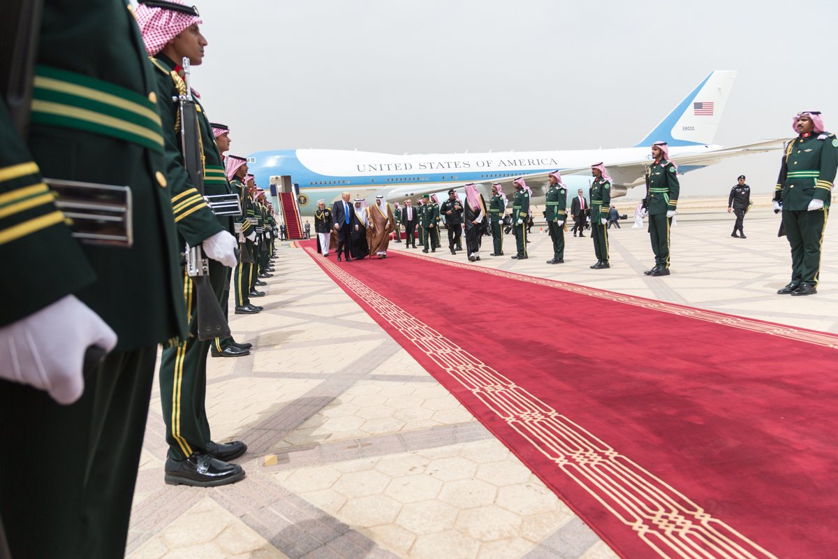 L'Arabie saoudite reconnaît être "mise à l'épreuve" par les frappes des houthis