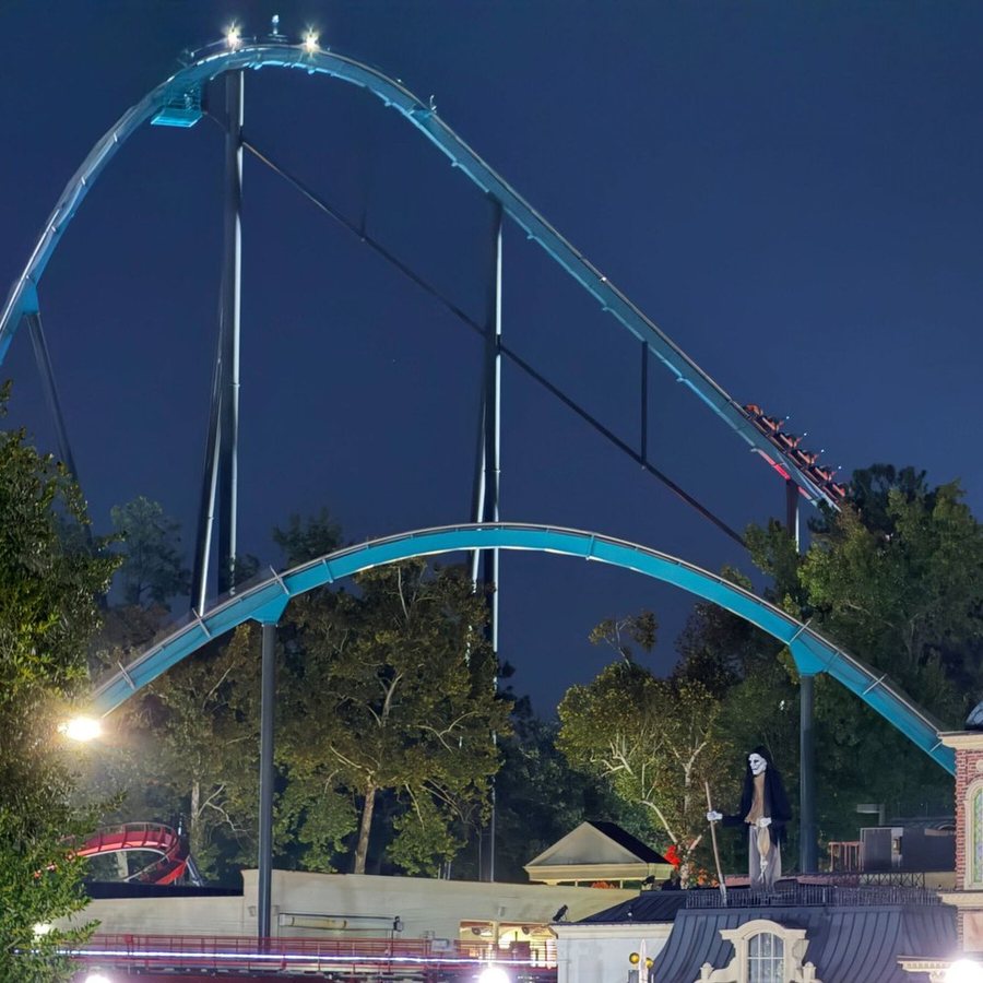 Man Killed at Six Flags Over Georgia Struck Other Riders During Fall From Roller Coaster