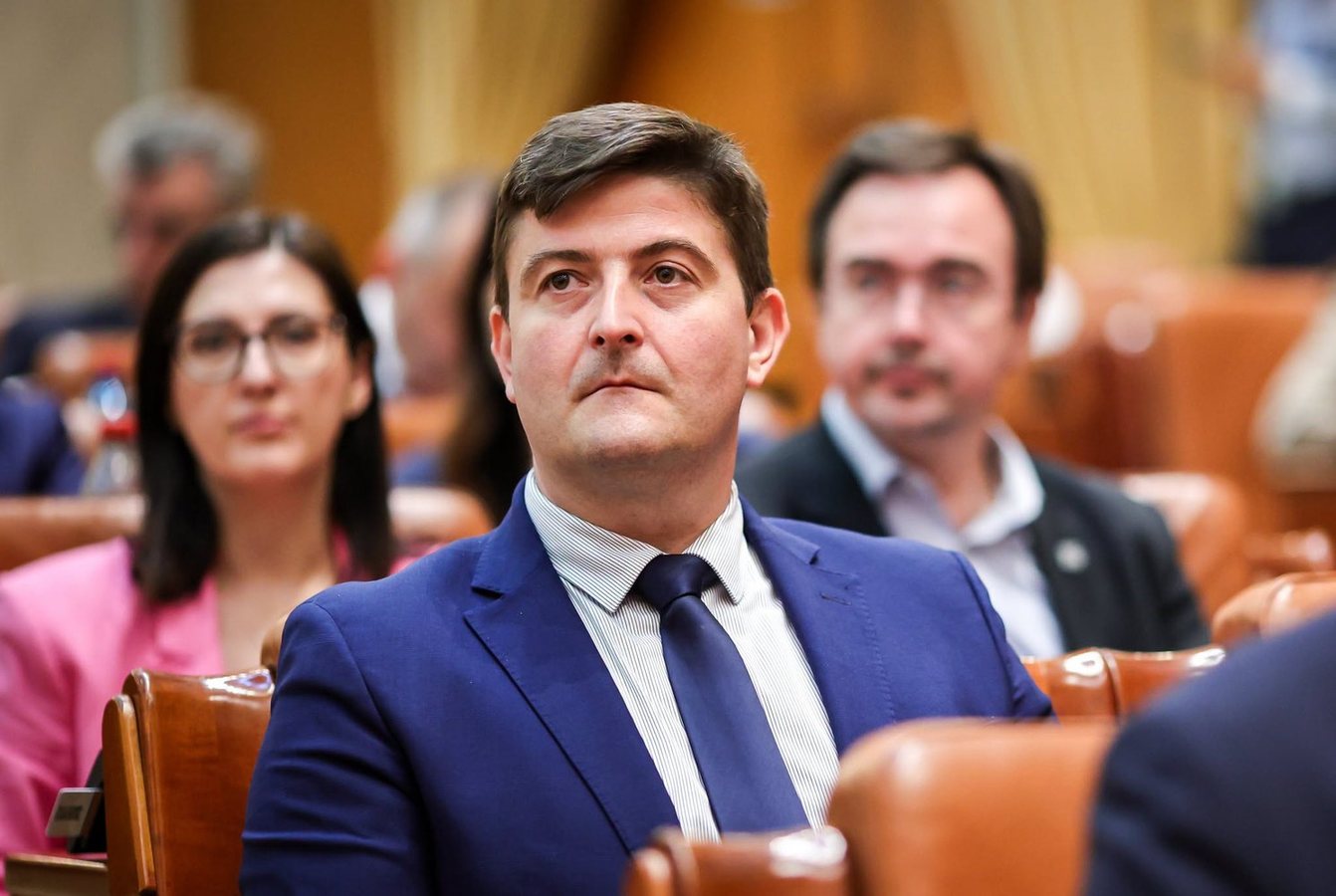 Controversa noii legi a partidelor: De ce acuză USR că AEP primește puteri depline asupra înființării și dizolvării formațiunilor