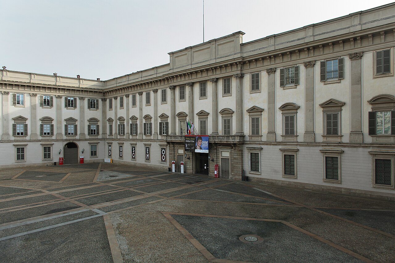 Královský palác v Miláně, hlavní místo mezinárodních výstav umění