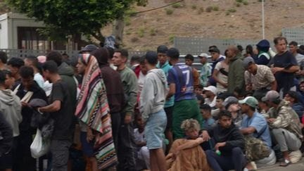 "On n'en supportera pas un de plus" : la colère monte à Ceuta, alors que des milliers de migrants sont toujours bloqués dans l'enclave