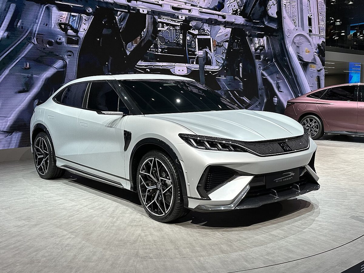 UK set to impose Chinese EV levies amid EU trade pressure - report