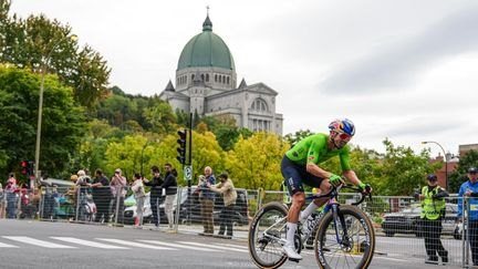 Primoz Roglic nouveau champion d'Europe de cyclisme sur le contre-la-montre, les Français Bruno Armirail et Maxime Decomble complètent le podium