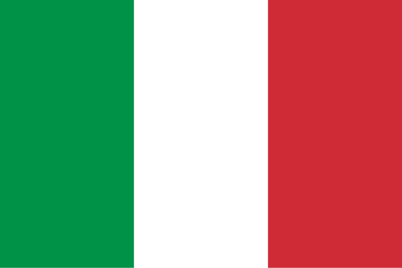 Prof accoltellata, l?eroe gentile venuto dal Congo (con l?8 in italiano sulla pagella): fa l'inchino ai prof e chiede più libri