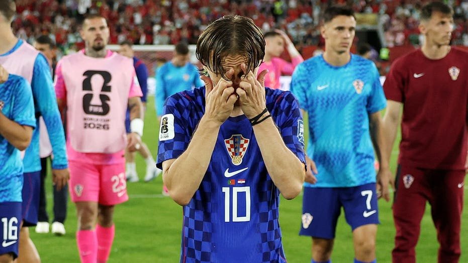 VAR Denies Croatia Equalizer as Ronaldo Leads Portugal to Round of 16