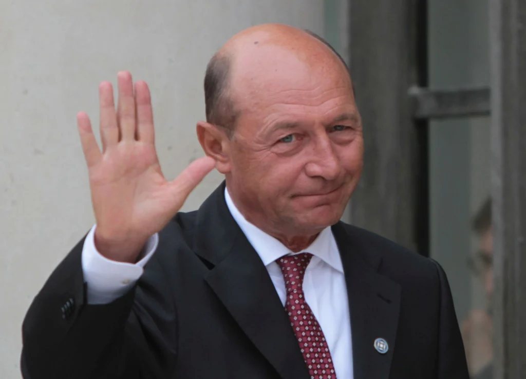 Traian Băsescu spune că România putea fi deja aproape de anticipate: S-a pierdut prea mult timp