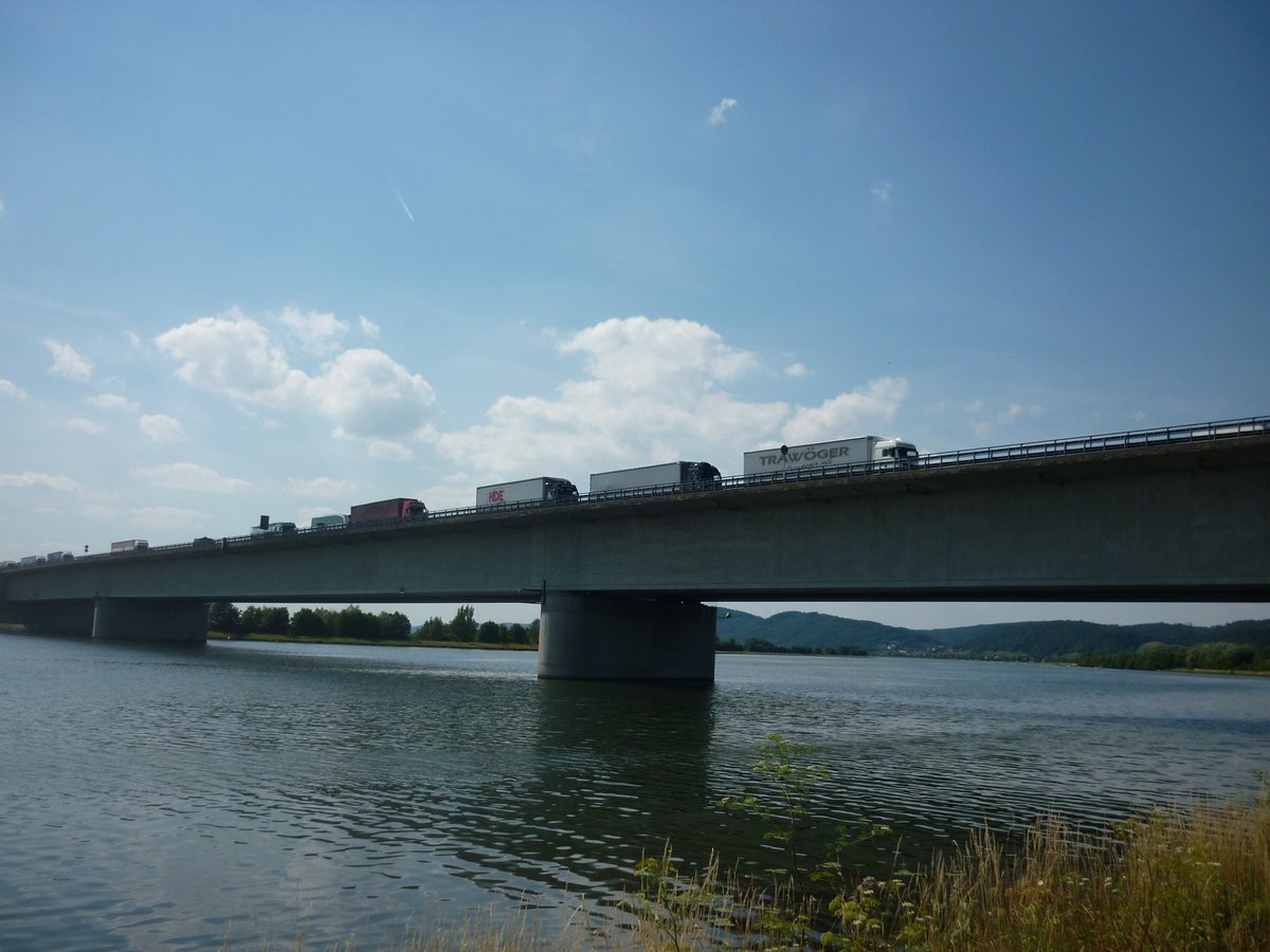 На A3 біля Wörth an der Donau постраждали 20 людей