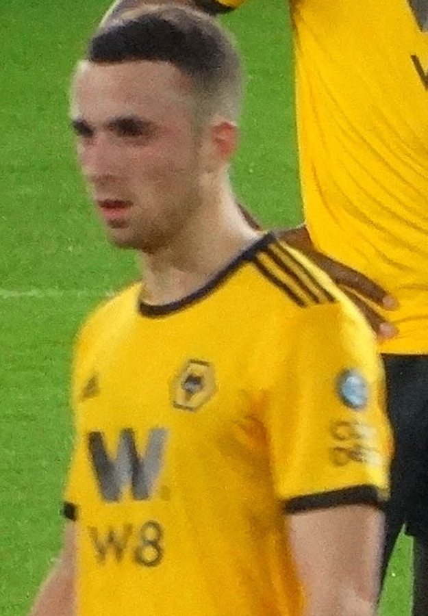 Jota playing for Wolverhampton Wanderers in 2018