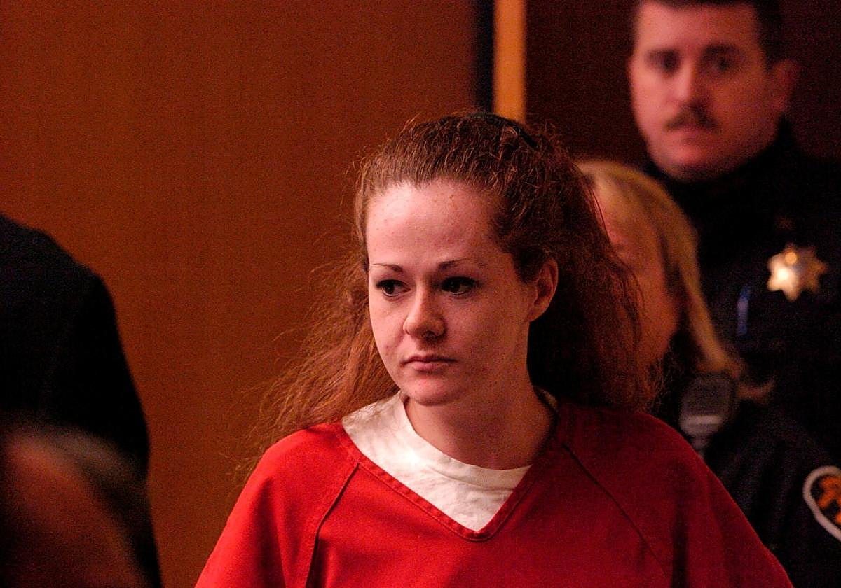 Christa Pike, la mujer que sobrevivió a dos inyecciones letales en Tennessee (EE.UU.), vuelve a la cárcel y ya pronuncia frases completas