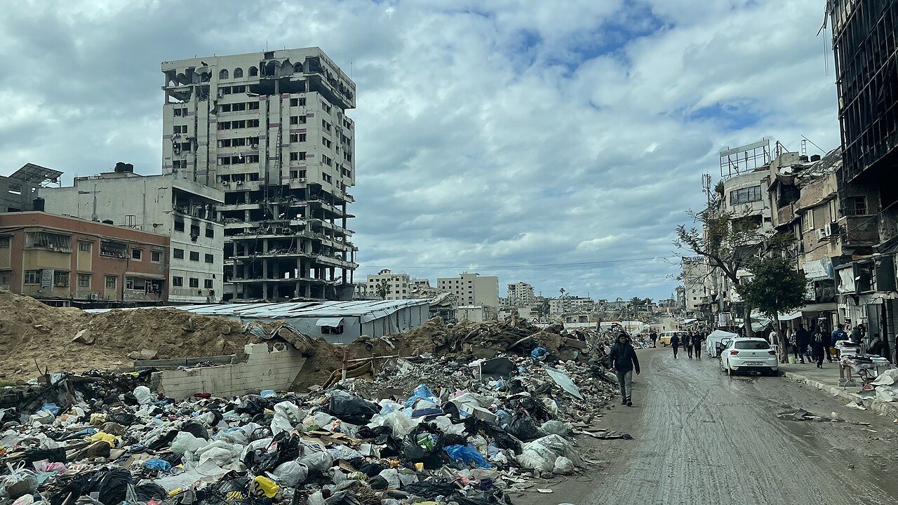 At least 16 killed after building in Gaza City damaged by Israeli strikes collapses