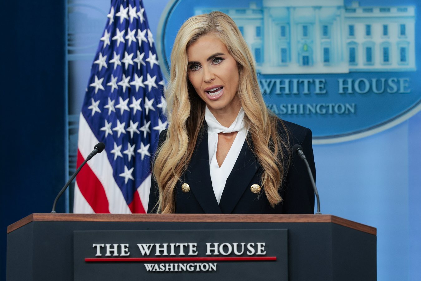 New White House Press Secretary Debuts With A Very Short Briefing, Some Breaking News And Lots Of Praise For Donald Trump