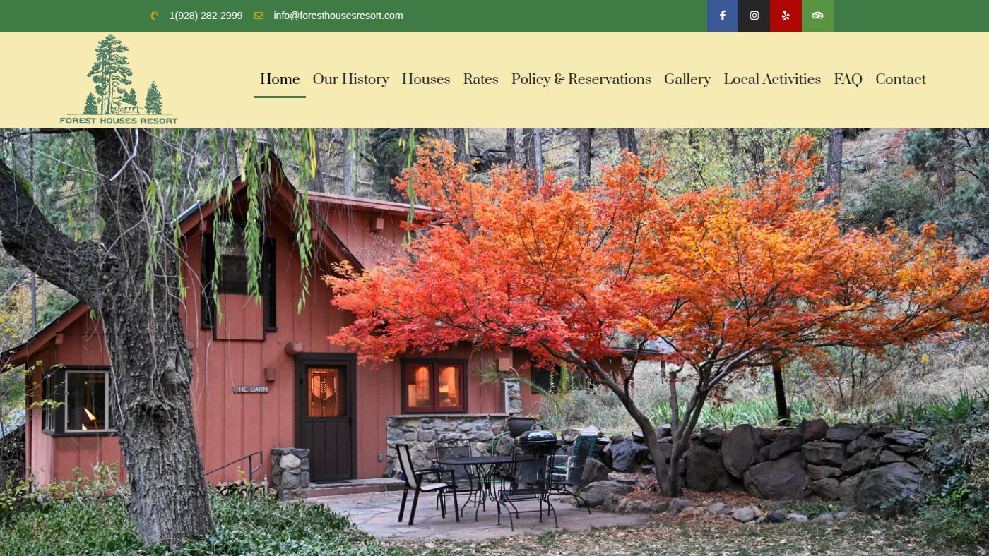 The home page of foresthousesresort.com