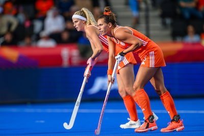 Nederlandse hockeyvrouwen bij zege op India al zeker van halve finale op WK
