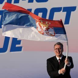 Servische president wil verder als premier en schrijft nieuwe verkiezingen uit