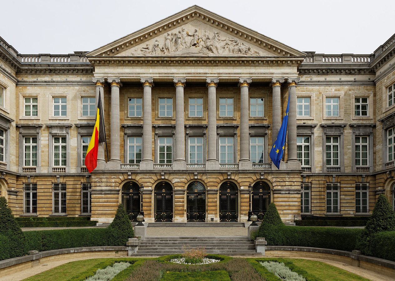 Prévot noemt federale begroting “Operatie waarheid voor de regering”, Vlaamse partijen nog eind uit elkaar over startpositie besparingsoefening