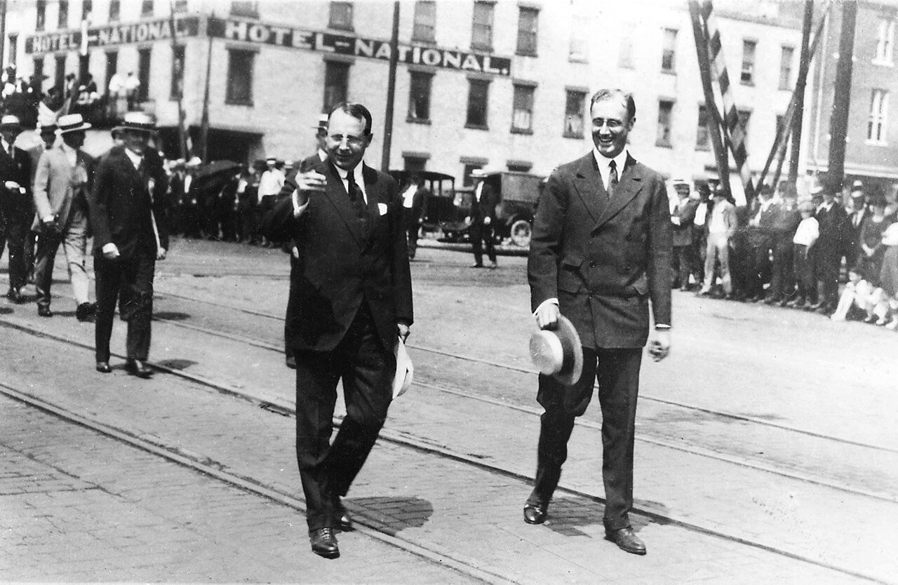 Cox and Roosevelt campaigning in Ohio, 1920