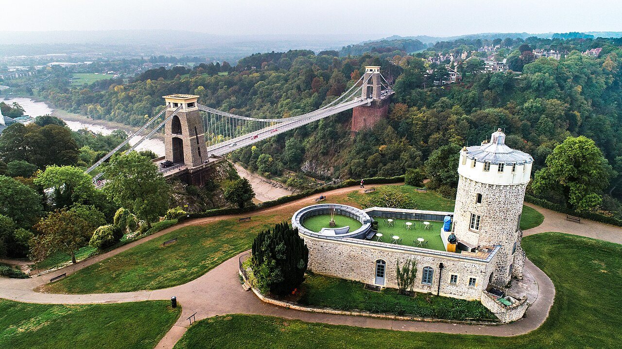 ‘Bear With Me’ in Bristol, England