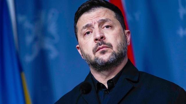 Krieg in der Ukraine: Selenskyj dringt auf zeitnahe Gespräche mit USA und Russland