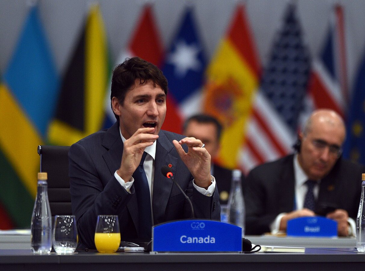 Trudeau durante il discorso del secondo giorno del vertice G20 di Buenos Aires del 2018