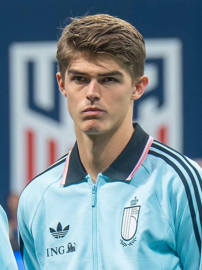 De zomer van Charles De Ketelaere: “Toen Spanje het WK won, kreeg ik zóveel berichtjes. Alsof ik ook wereldkampioen was geworden”