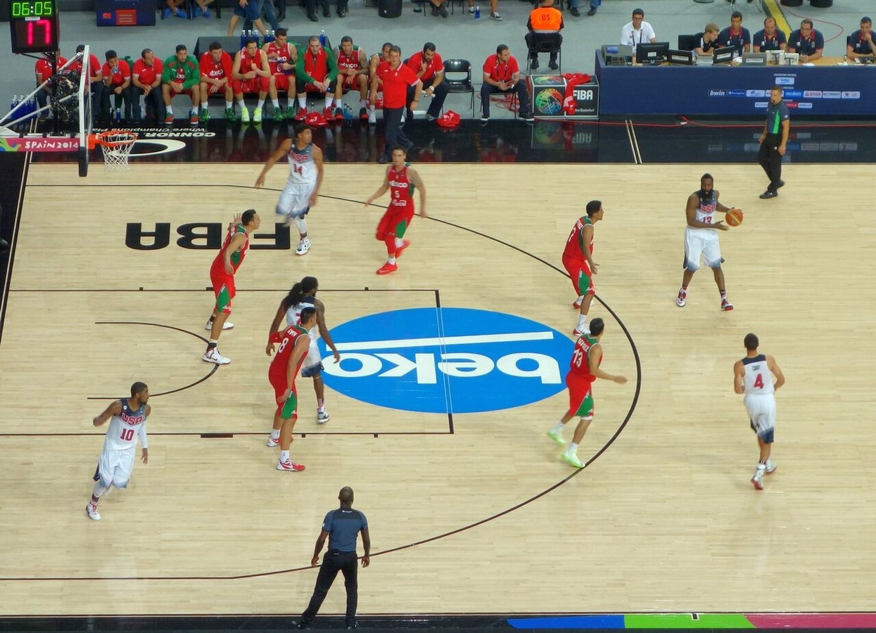 The United States playing against Mexico at the 2014 FIBA World Cup