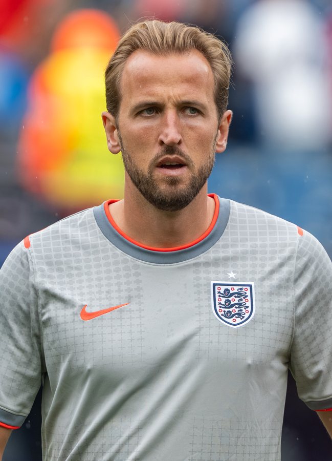 Harry Kane double sends England into World Cup last 16 after comeback win over DR Congo
