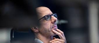 DAX bleibt am Donnerstag angeschlagen und rutscht unter 25.000-Punkte-Marke - nahende Berichtssaison im Fokus